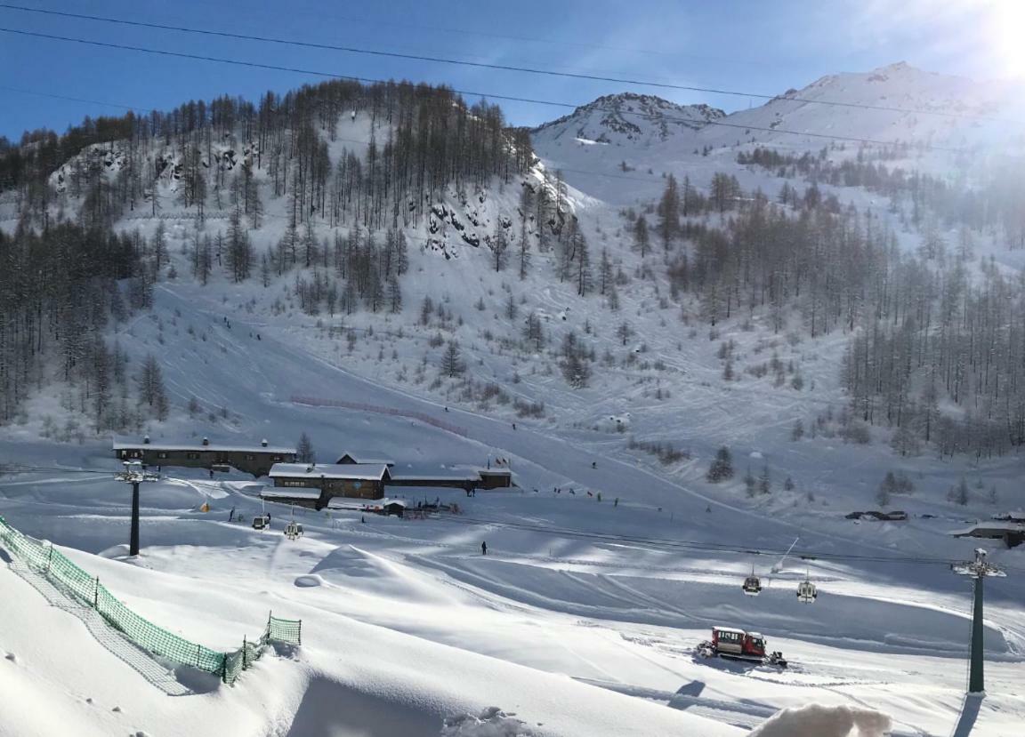 Giomein - Flat In Cervinia 50M From Slopes And City Centre Apartment Breuil-Cervinia Bagian luar foto