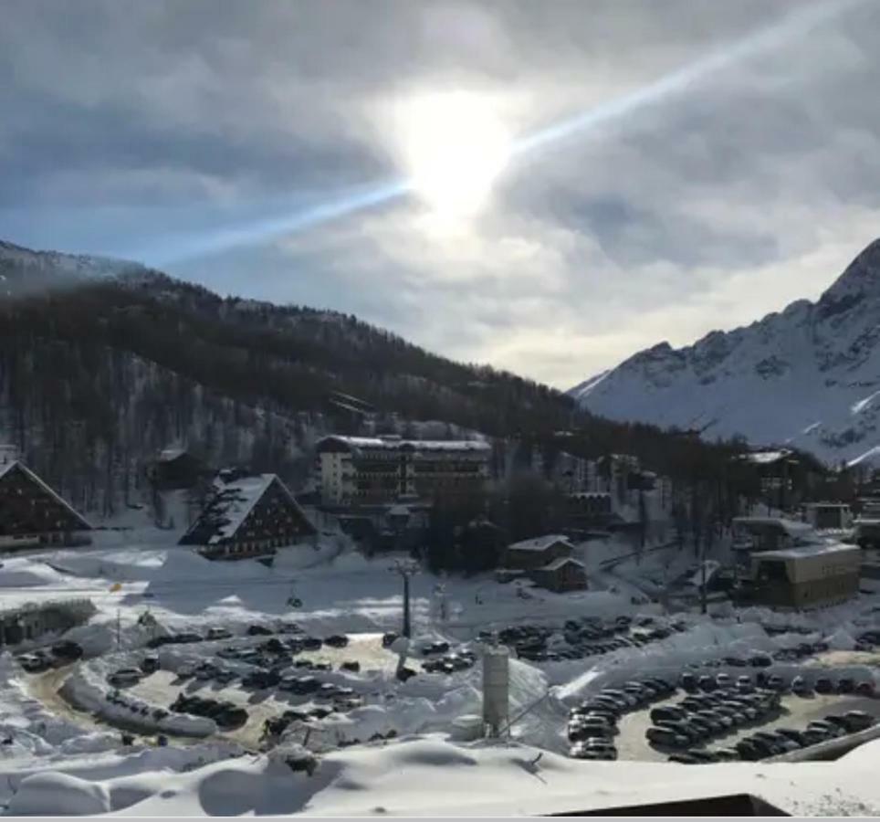 Giomein - Flat In Cervinia 50M From Slopes And City Centre Apartment Breuil-Cervinia Bagian luar foto